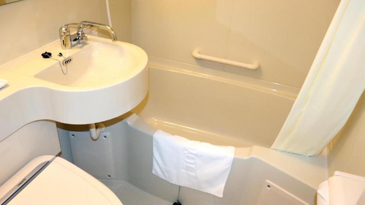 Toyoko Inn Iwakuni Eki Nishi Guchi Luaran gambar